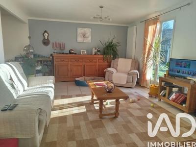 Maison - 93 m² - 5 pièces