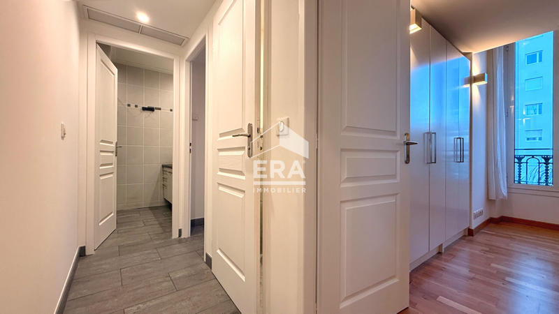 Appartement - 83 m² - 3 pièces