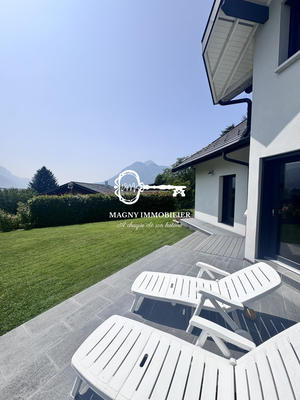 Villa - 185 m² - 6 pièces