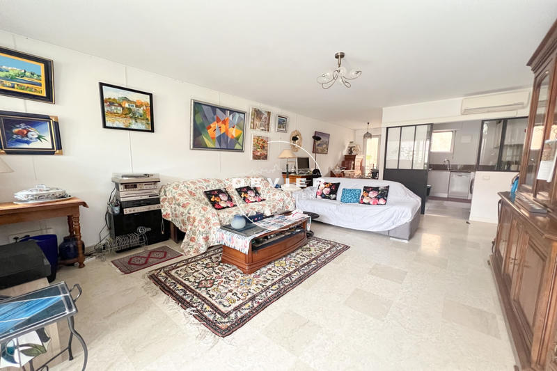 Appartement - 89 m² - 3 pièces