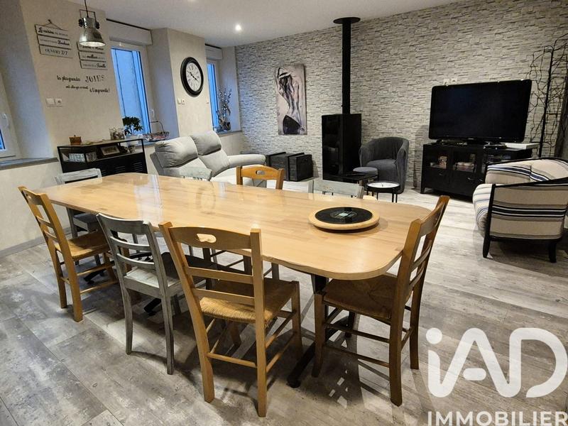 Maison - 194 m² - 8 pièces