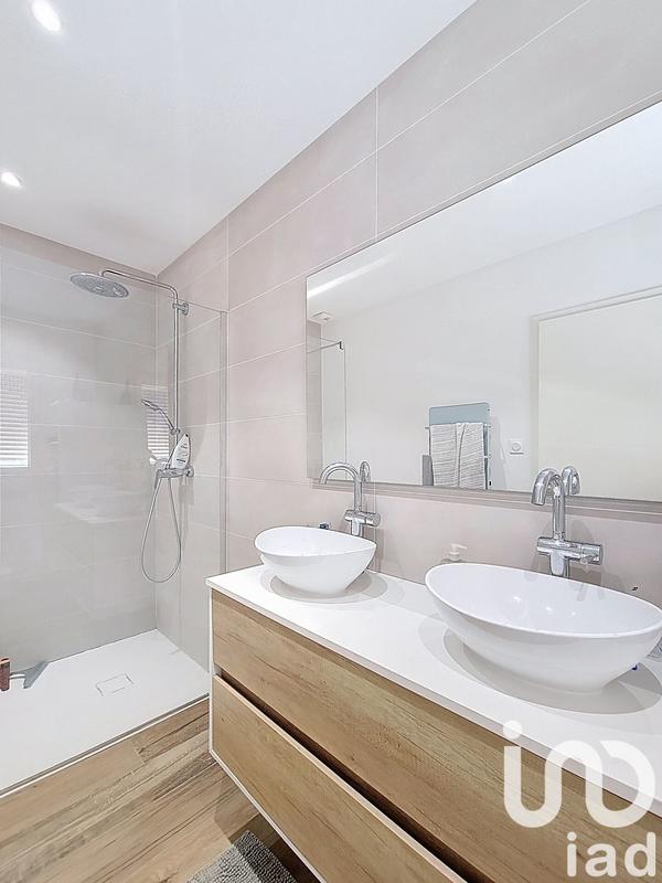 Maison - 135 m² - 6 pièces