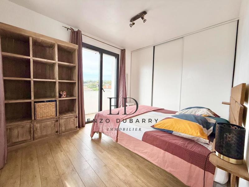 Maison - 174 m² - 7 pièces