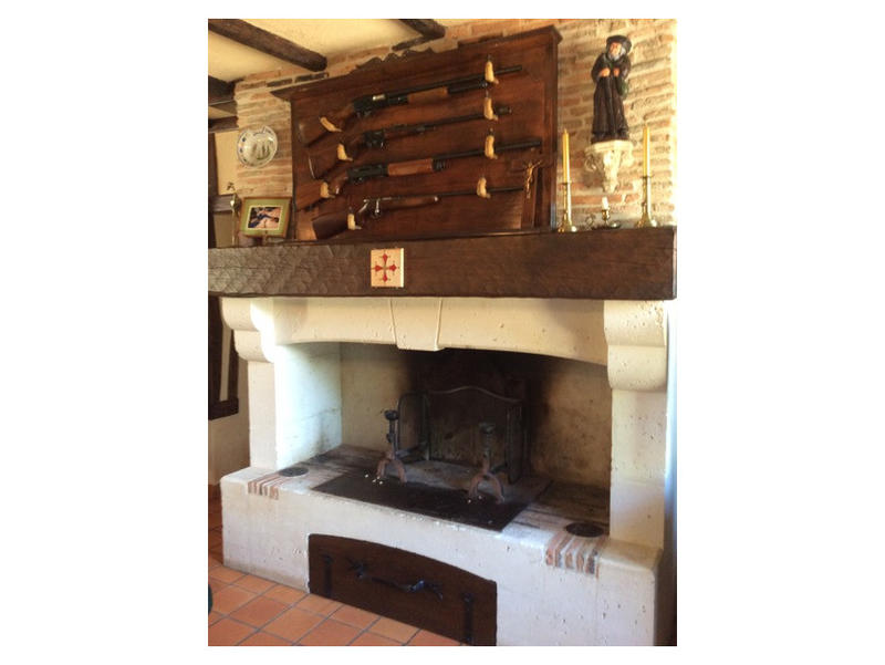 Maison - 234 m² - 8 pièces