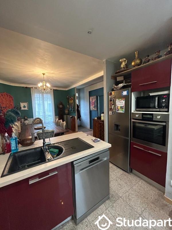 Chambre - 12 m² - 1 pièce