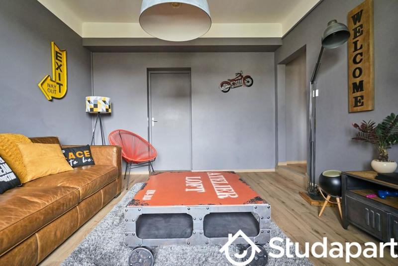 Chambre - 13 m² - 1 pièce