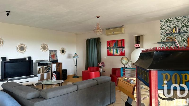 Maison - 251 m² - 9 pièces