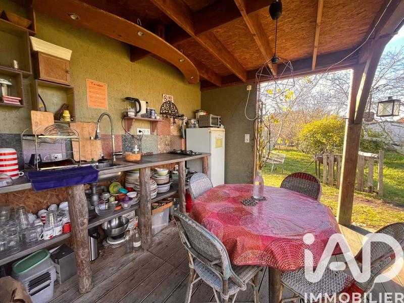 Maison - 299 m² - 15 pièces