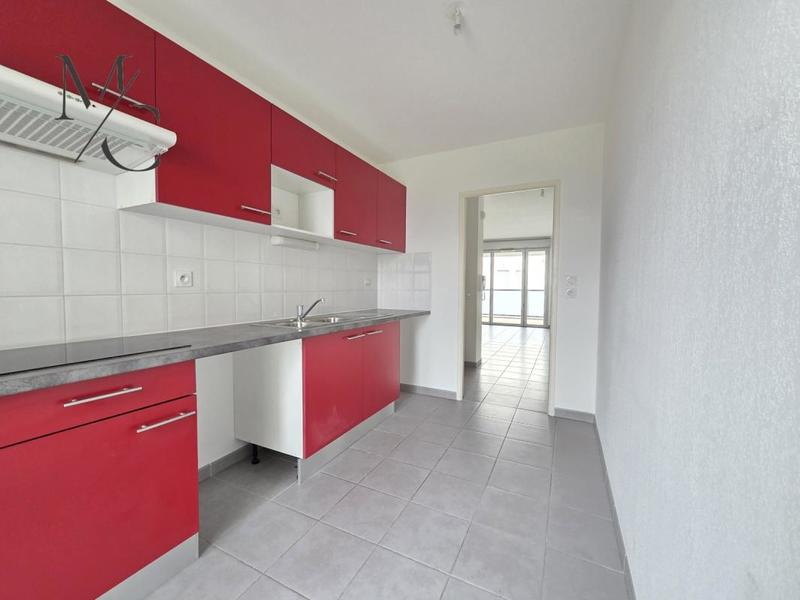 Appartement - 80 m² - 4 pièces