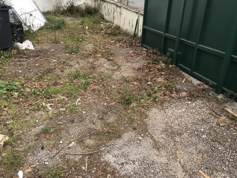 Local commercial - 94 m² - 1 pièce