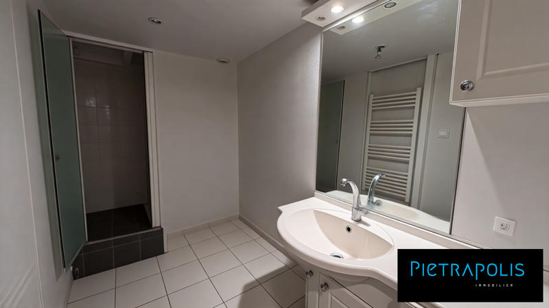 Appartement - 57 m² - 3 pièces