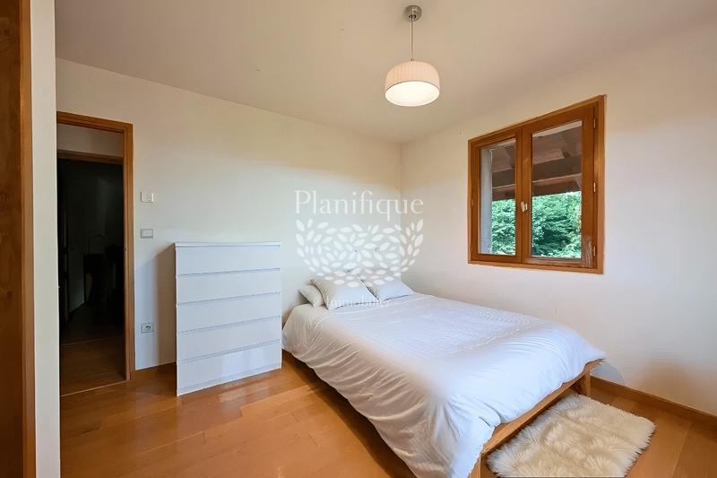 Maison - 160 m² - 5 pièces