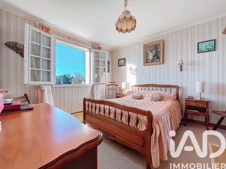 Maison - 120 m² - 7 pièces