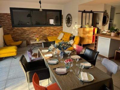 Maison en pierre - 172 m² - 8 pièces