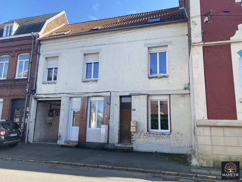 Maison - 100 m² - 4 pièces