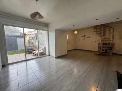 Maison de village - 91 m² - 5 pièces