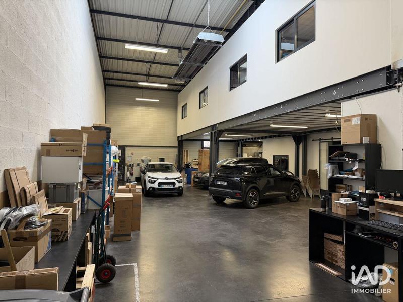 Local commercial - 564 m²