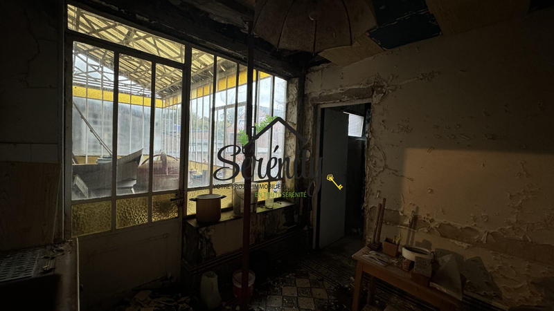 Local commercial - 231 m² - 5 pièces