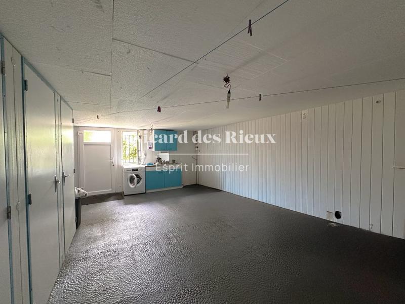 Maison - 201 m² - 7 pièces