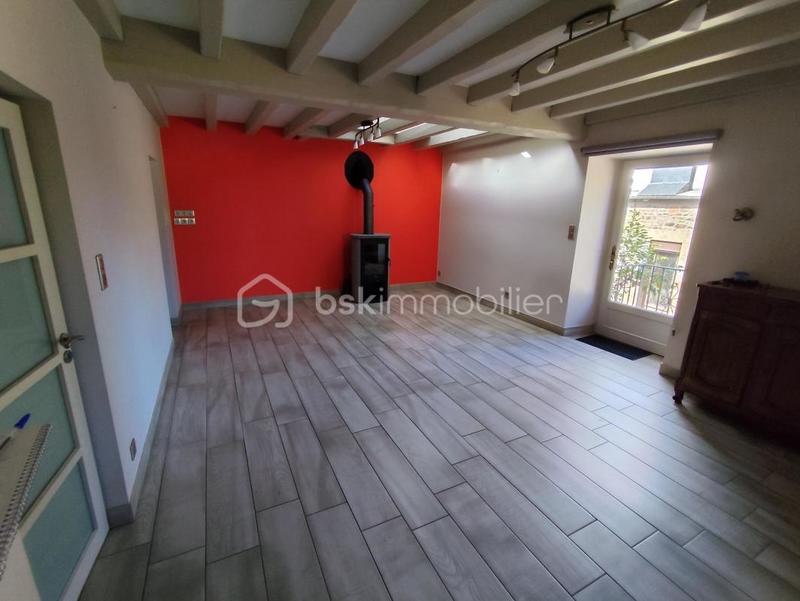 Maison - 112 m² - 7 pièces