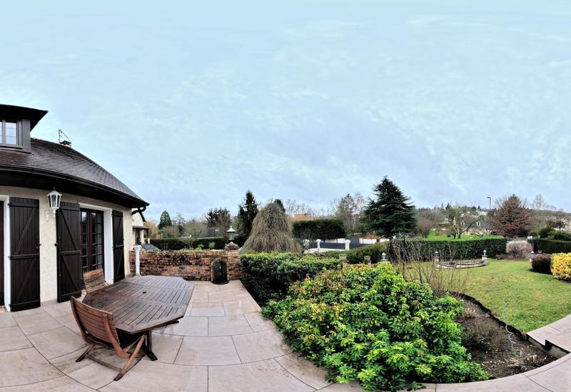 Maison - 189 m² - 8 pièces