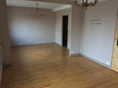 Appartement - 75 m² - 3 pièces