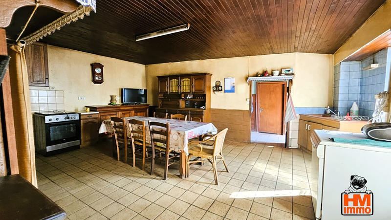 Maison - 90 m² - 5 pièces