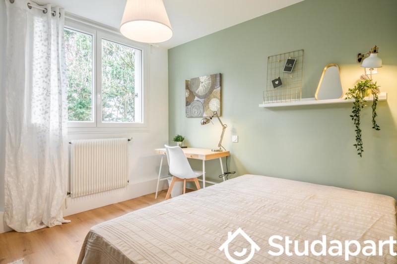 Chambre - 9 m² - 1 pièce