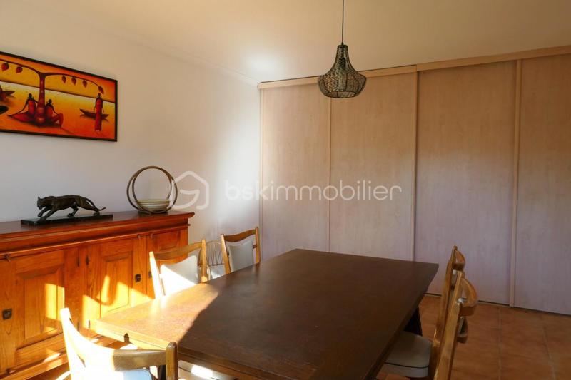 Maison traditionnelle - 107 m² - 5 pièces