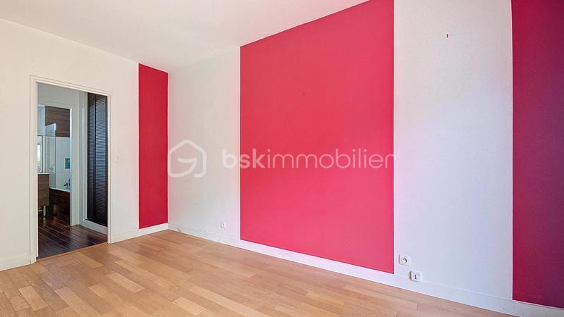 Maison - 121 m² - 5 pièces