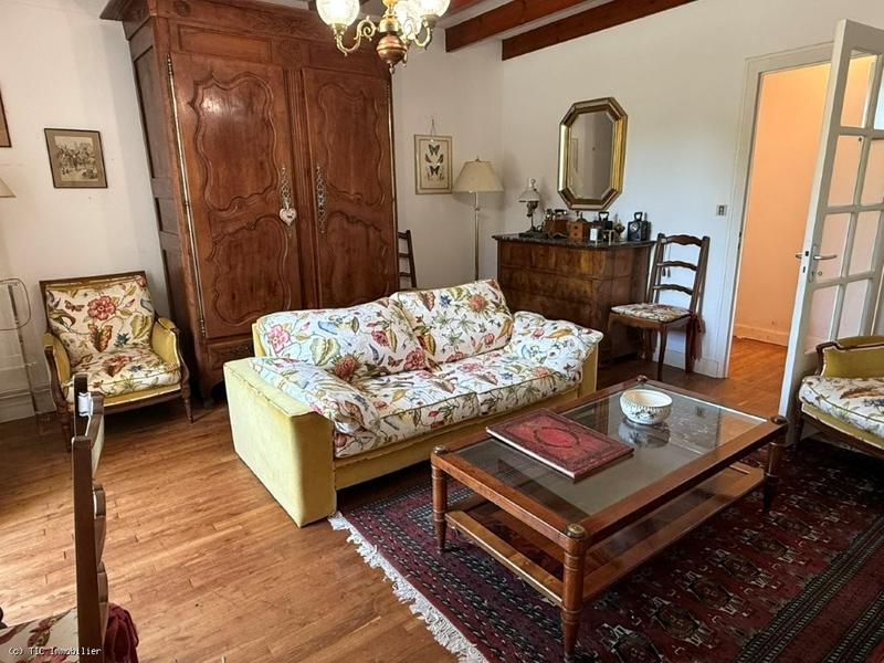 Maison de village - 161 m² - 7 pièces