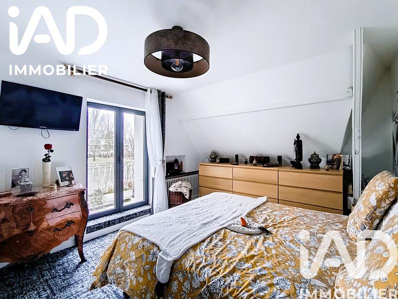 Maison - 207 m² - 7 pièces