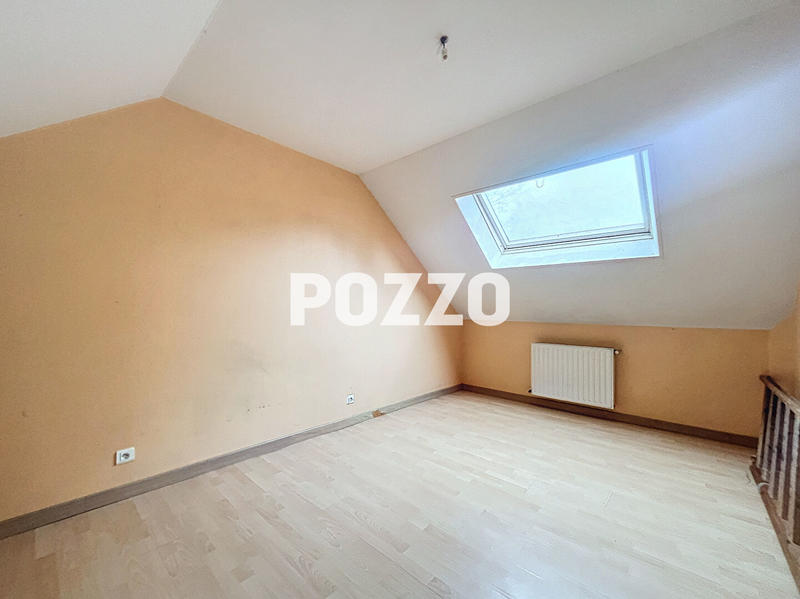 Maison - 95 m² - 5 pièces