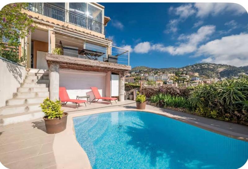 Appartement - 100 m² - 4 pièces