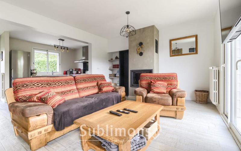 Maison traditionnelle - 114 m² - 7 pièces