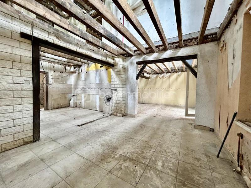 Maison - 200 m² - 4 pièces