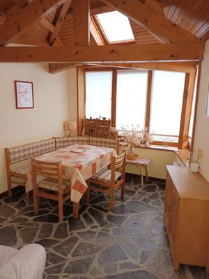 Propriété - 90 m² - 5 pièces