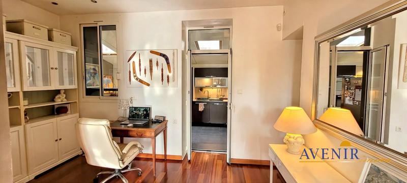 Appartement - 87 m² - 3 pièces