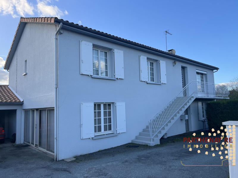 Maison - 151 m² - 7 pièces