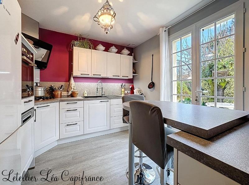 Maison - 92 m² - 5 pièces