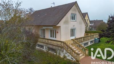 Maison - 214 m² - 7 pièces