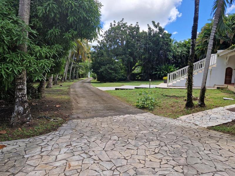 Maison - 279 m² - 7 pièces