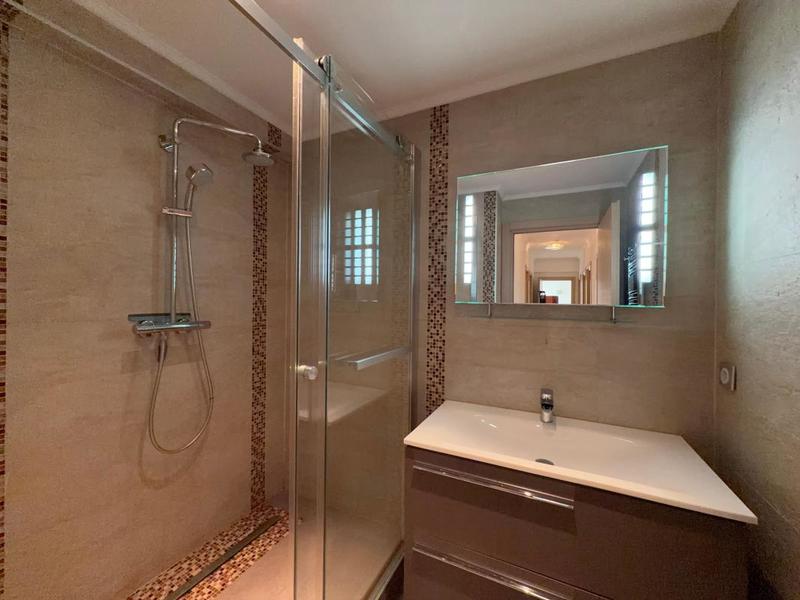 Appartement - 149 m² - 4 pièces