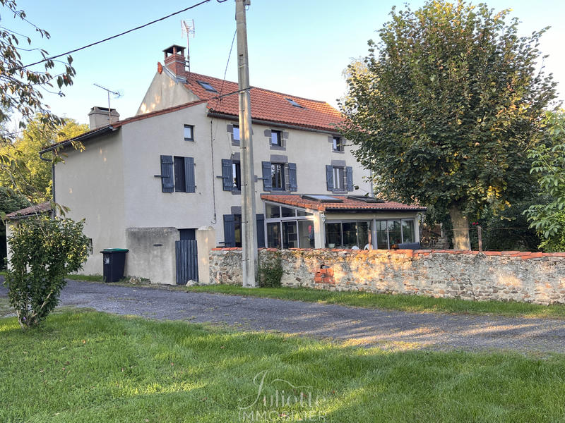 Maison - 190 m² - 9 pièces