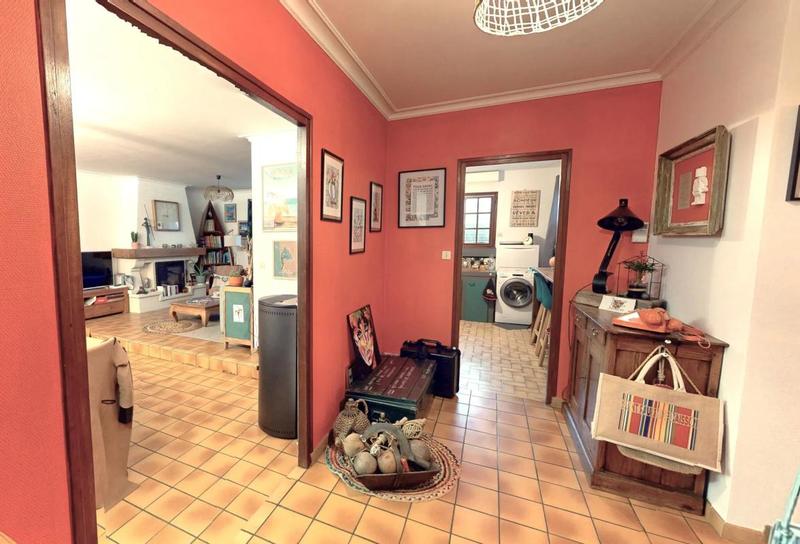 Propriété - 190 m² - 8 pièces