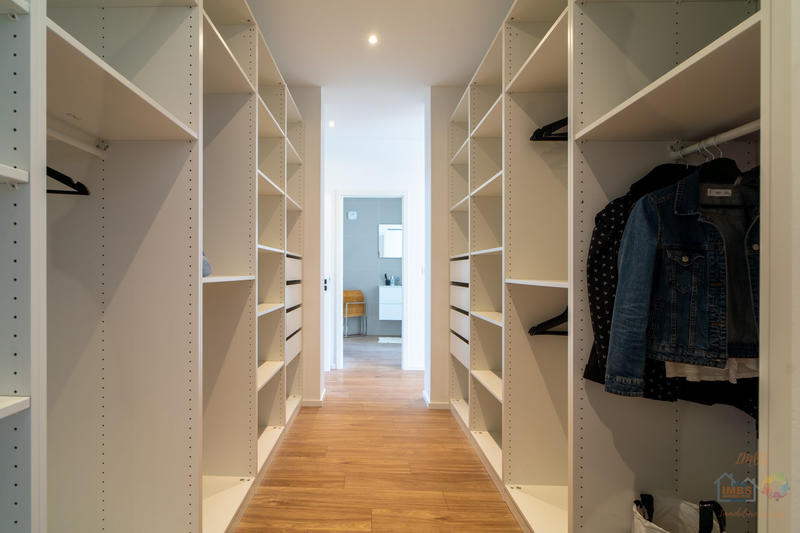 Maison traditionnelle - 291 m² - 8 pièces