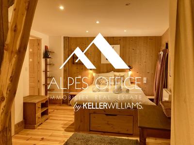 Triplex - 175 m² - 6 pièces