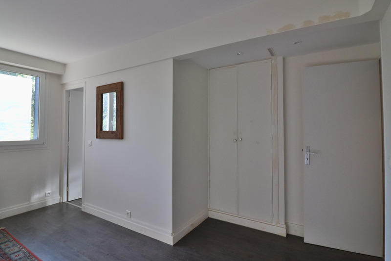 Maison - 220 m² - 7 pièces