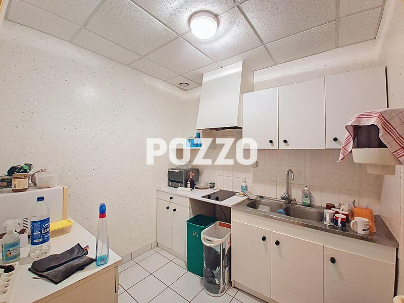 Local d'activité / Entrepôt - 1 200 m²