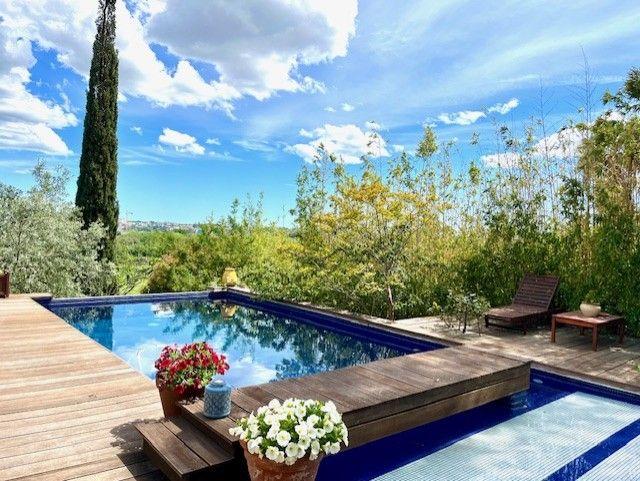 Maison - 200 m² - 6 pièces